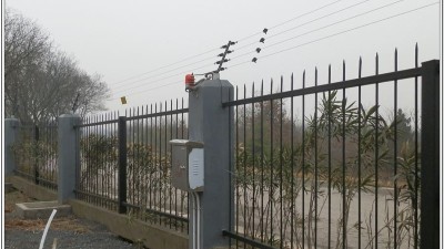 工廠周界為什么需要安裝脈沖電子圍欄？