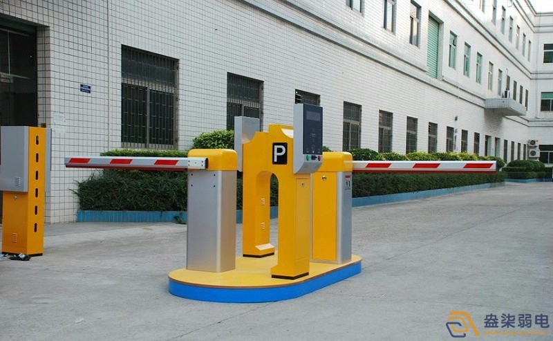 工廠停車道閘價格受哪些因素影響？